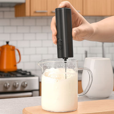 mousseur a lait mousse blanc oeufs